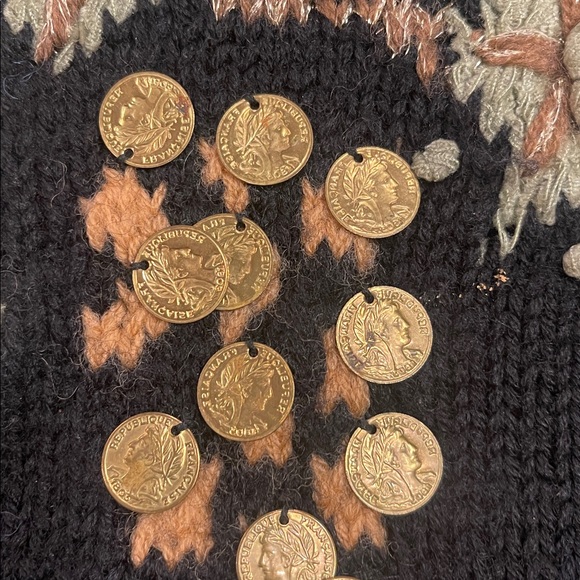 Carole Little M/L Black Wool Hand Knit Sweater Floral Coin Vintage 80s - Picture 4 of 8